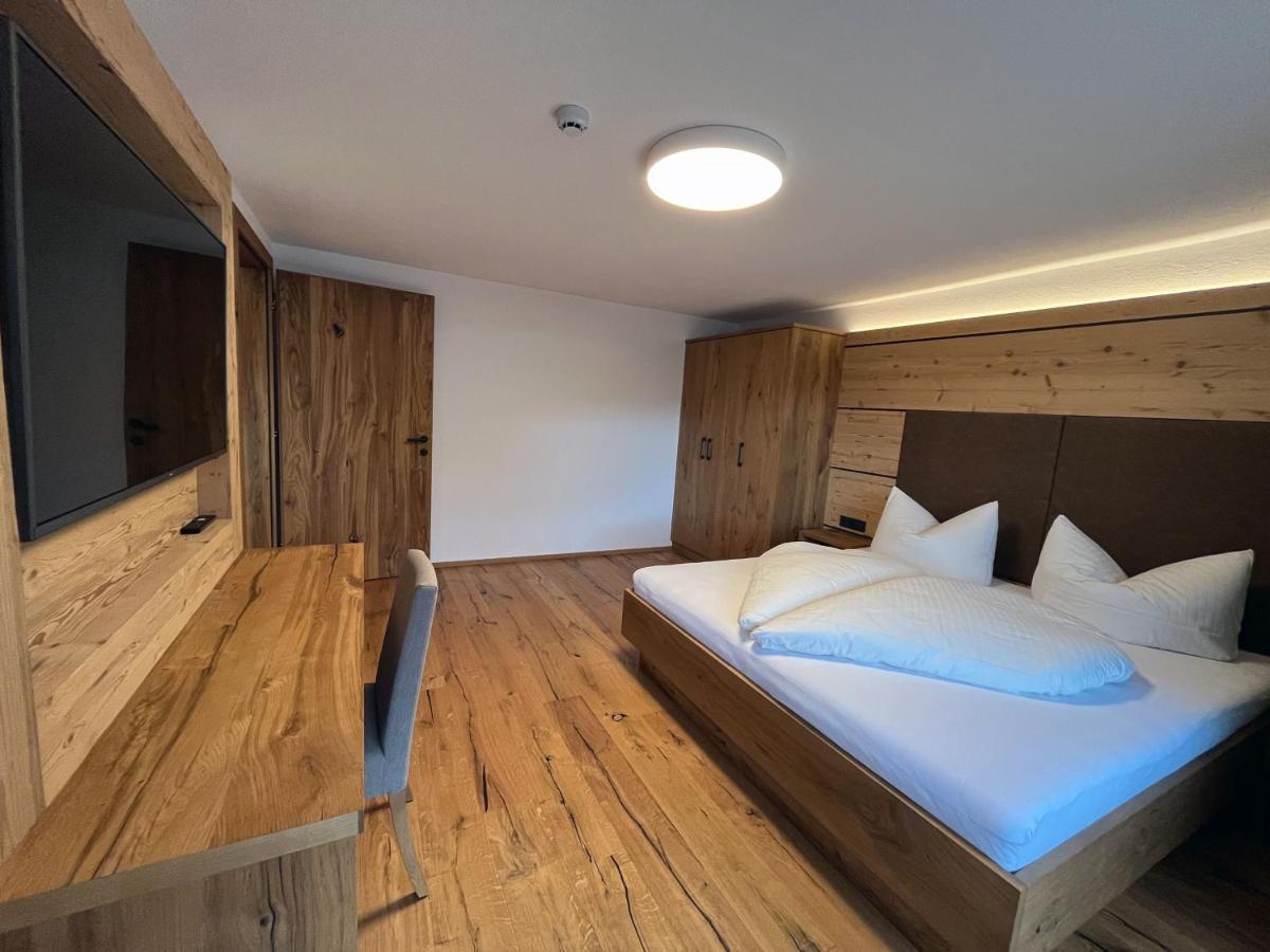 Appartement Pension Strolz บีเคลบาค ภายนอก รูปภาพ
