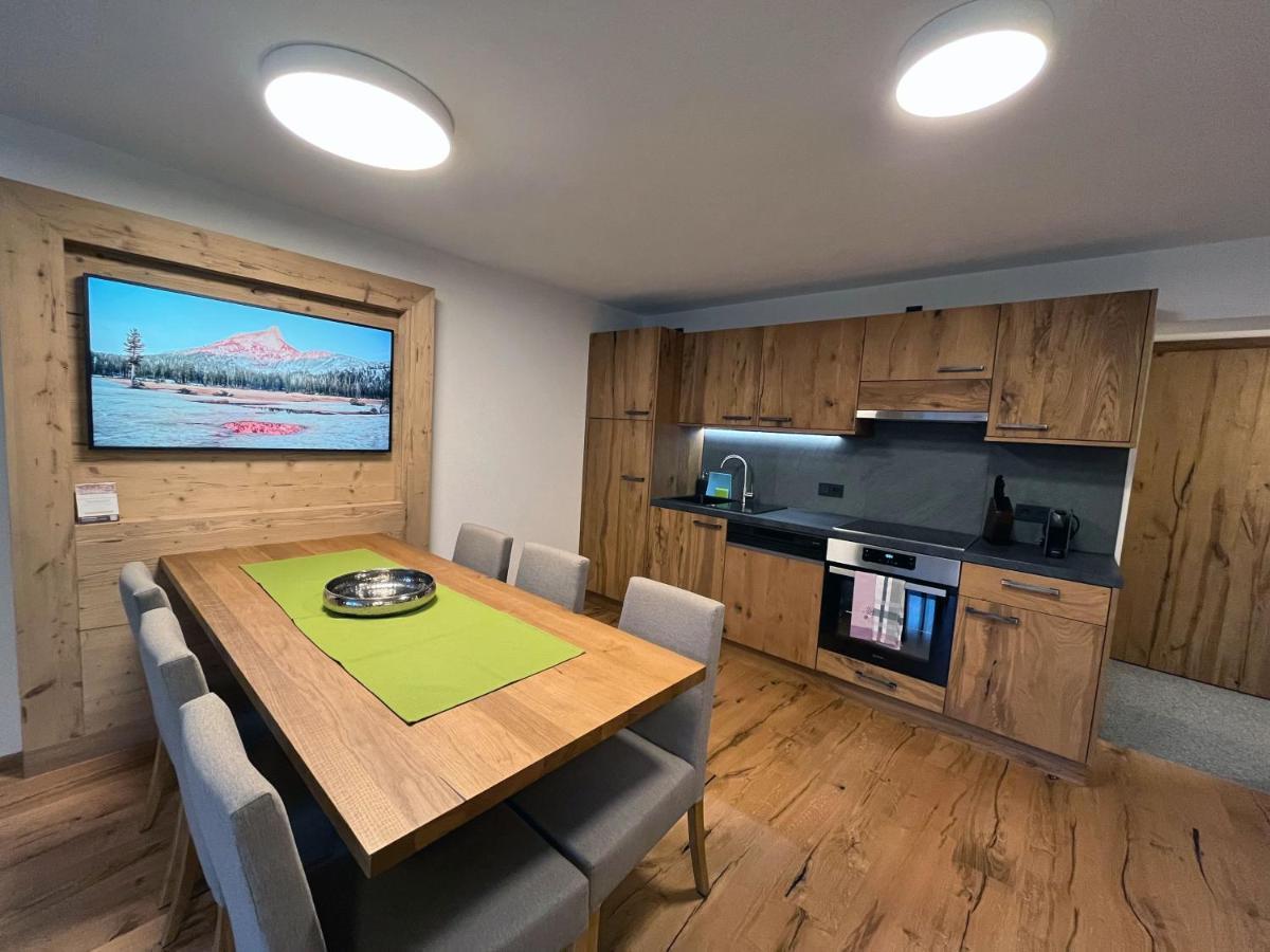 Appartement Pension Strolz บีเคลบาค ภายนอก รูปภาพ