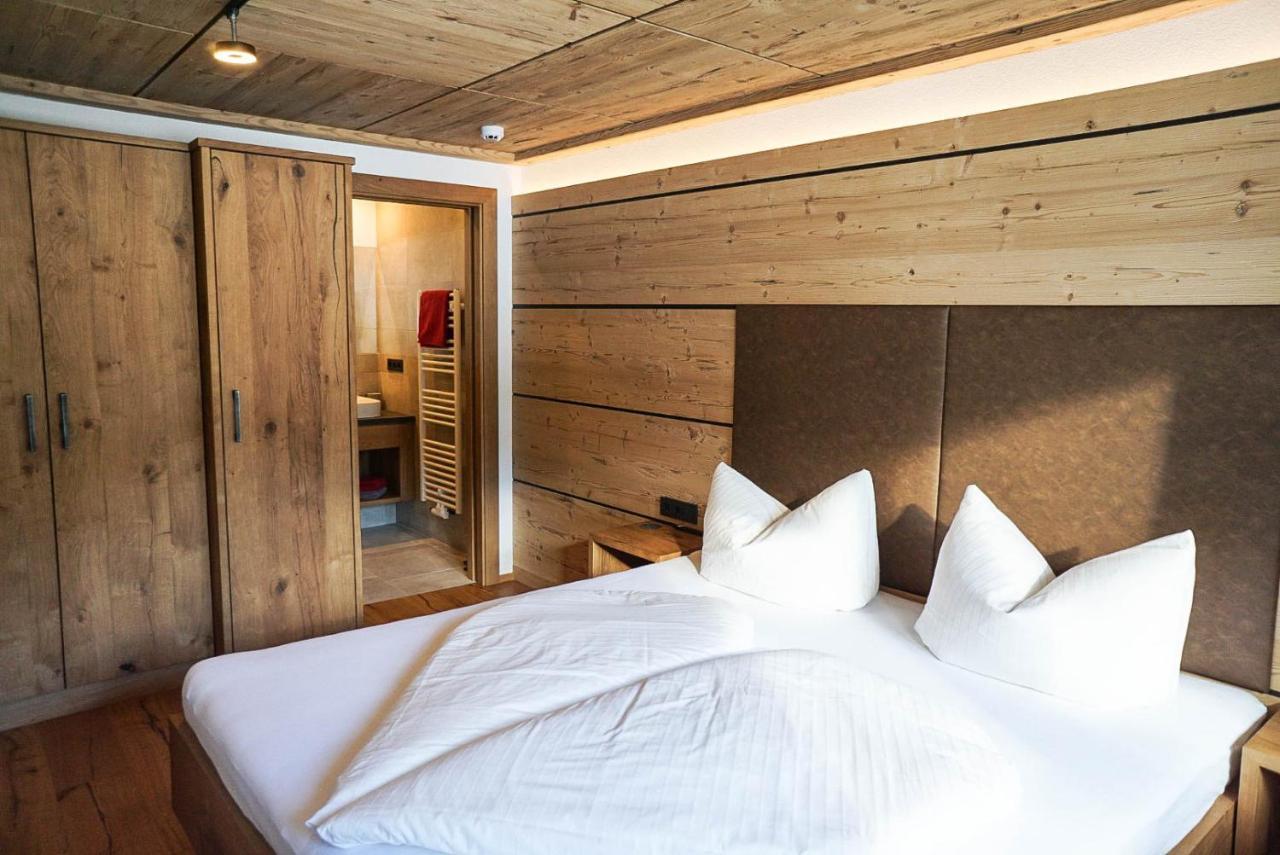 Appartement Pension Strolz บีเคลบาค ภายนอก รูปภาพ