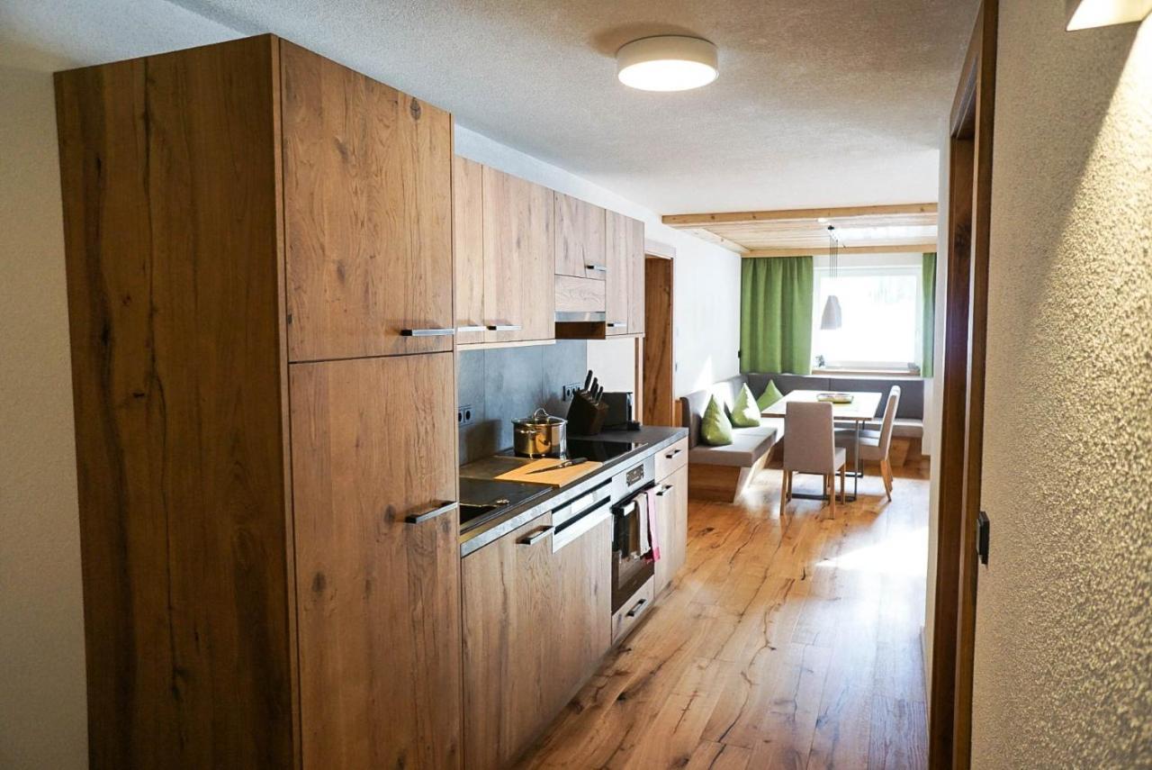 Appartement Pension Strolz บีเคลบาค ภายนอก รูปภาพ